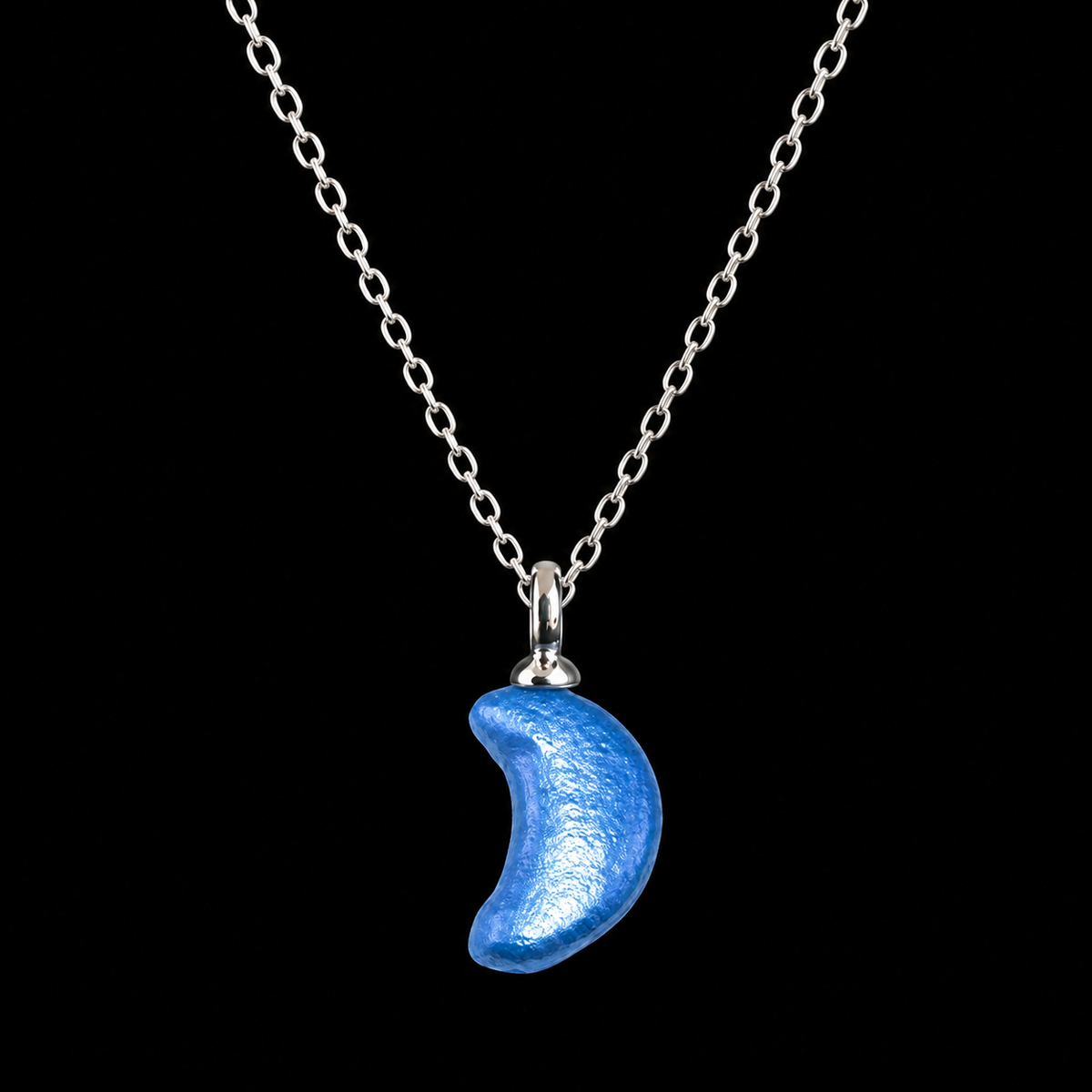 Simple Pearl Drop Pendant
