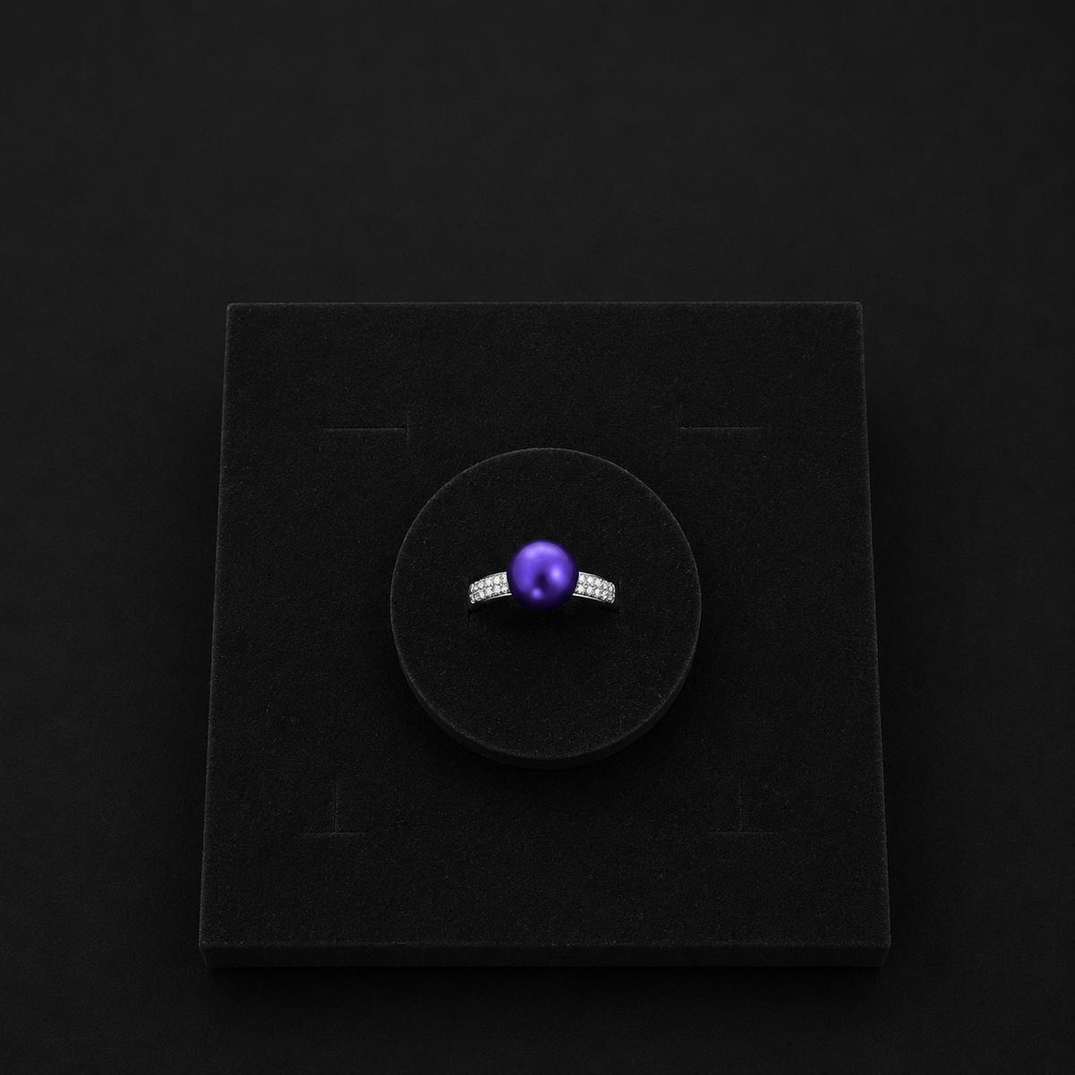 Gleaming Pearl Simple Ring