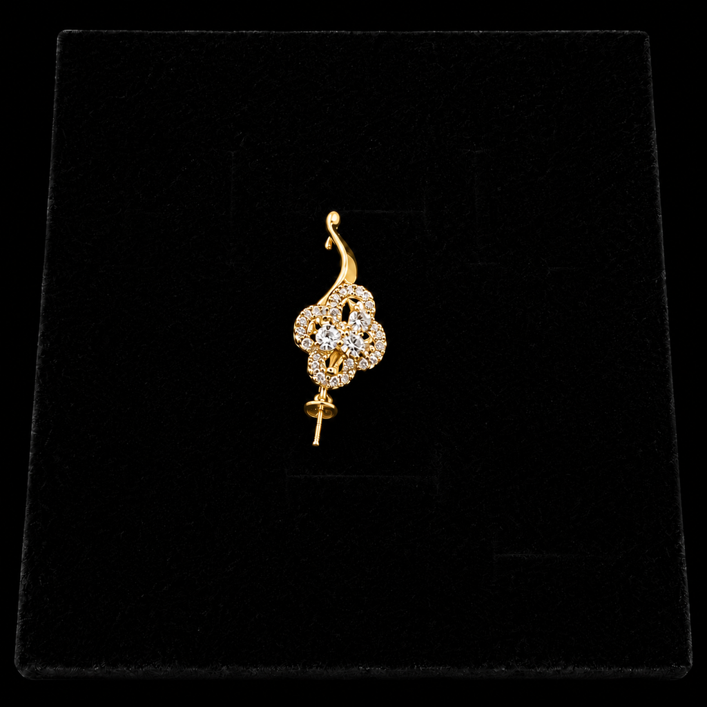 Gold Four Leaf Pearl Pendant