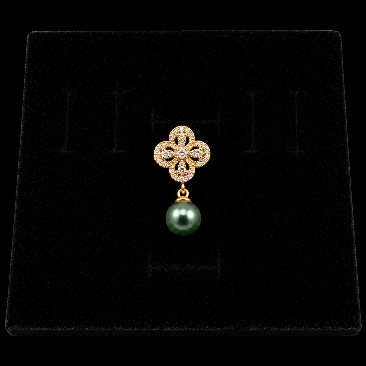 Gold Four Leaf Pearl Pendant
