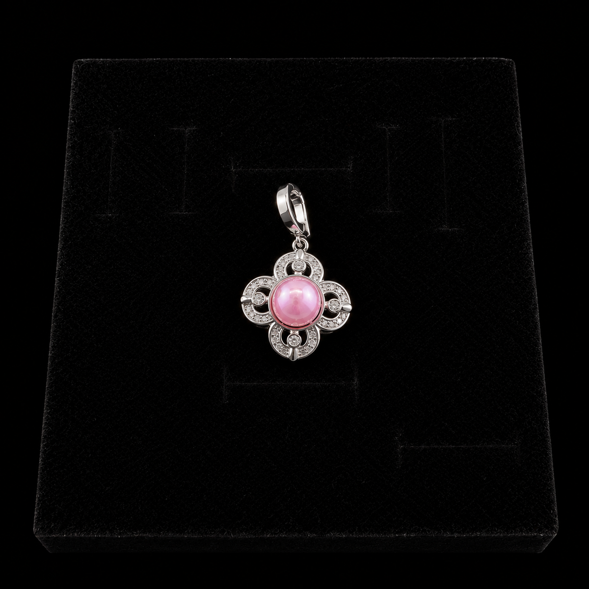 Silver Pearl Quatrefoil Pendant