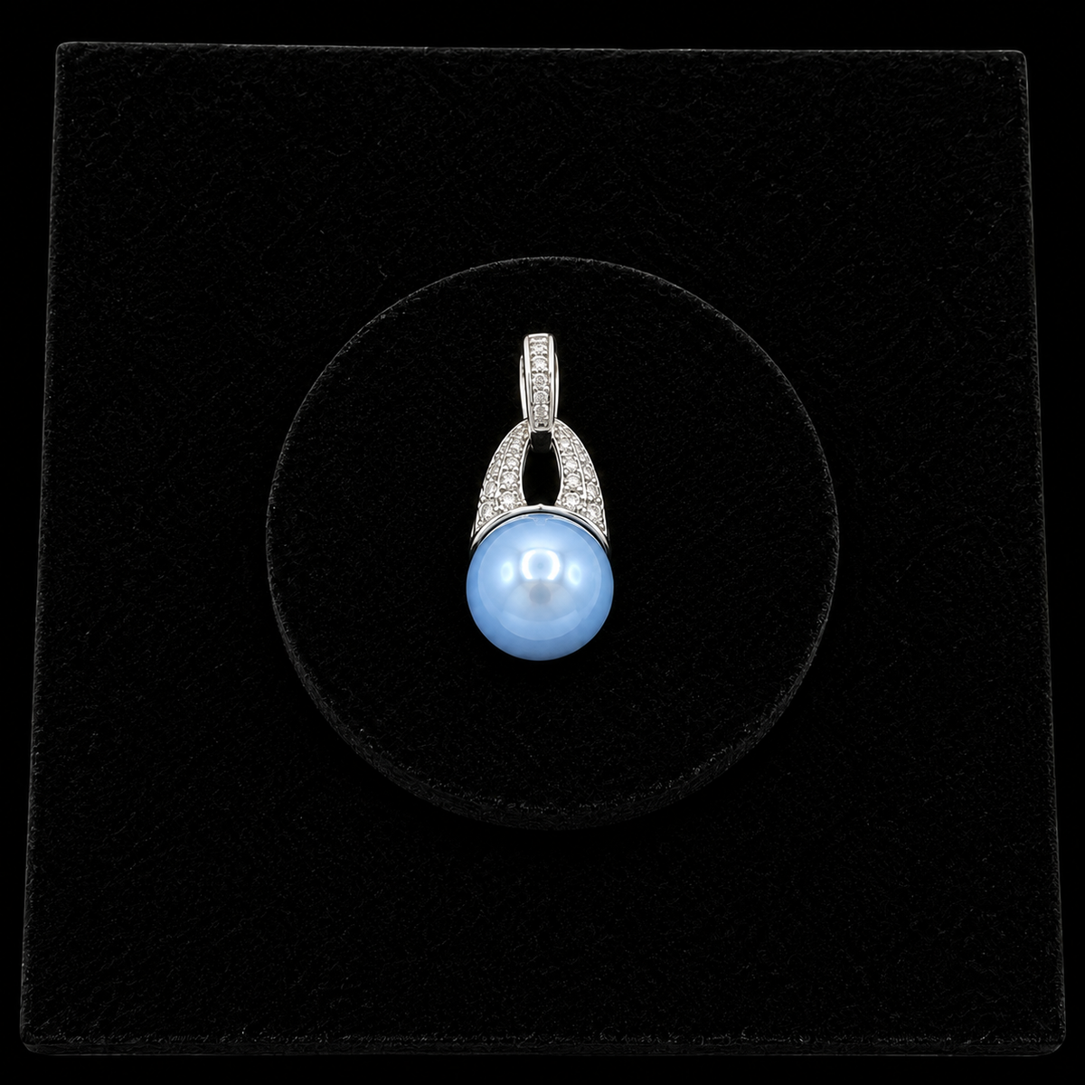 Silver Pearl Gateway Shine Pendant