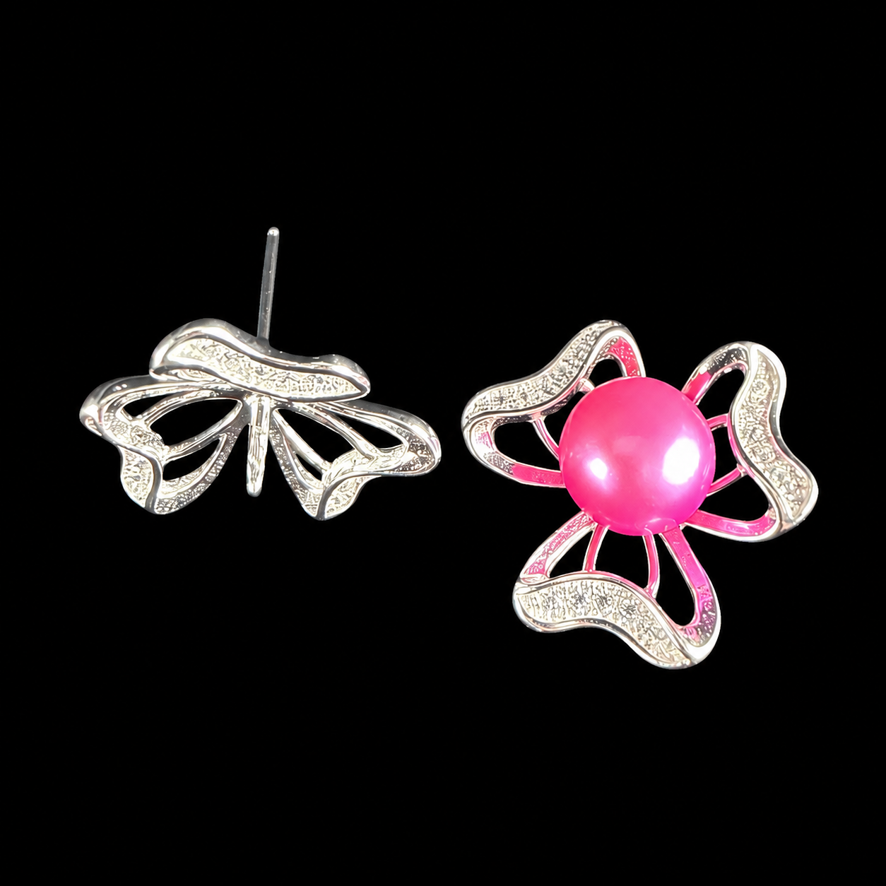 Lucky Clover Pearl Earrings