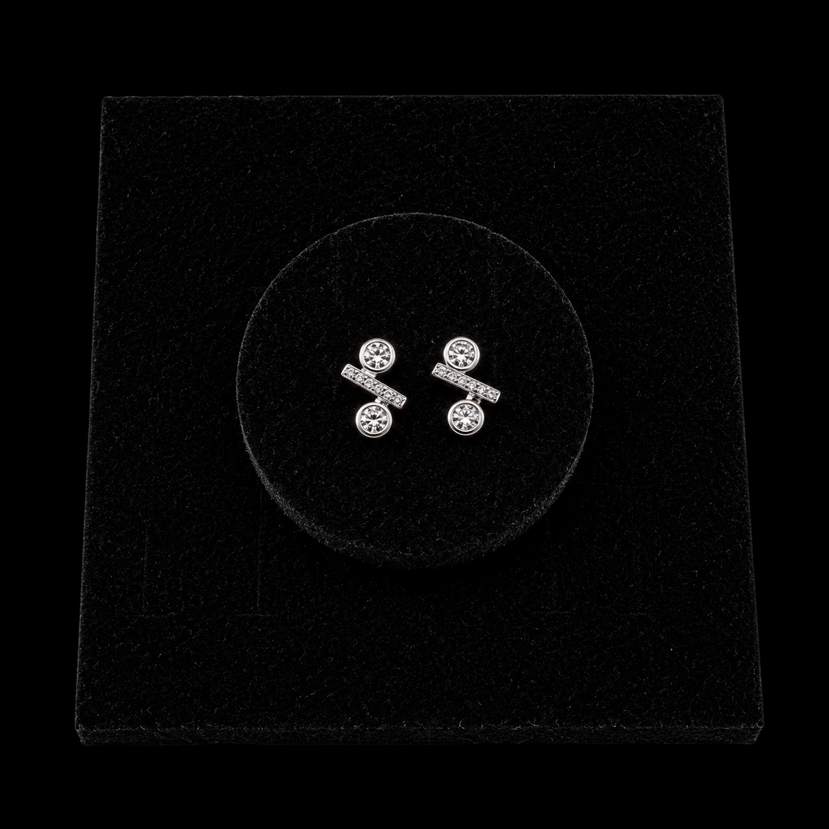 Pearl Balance Duo Earrings