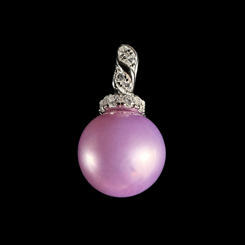 Brilliant Twist Pearl Pendant