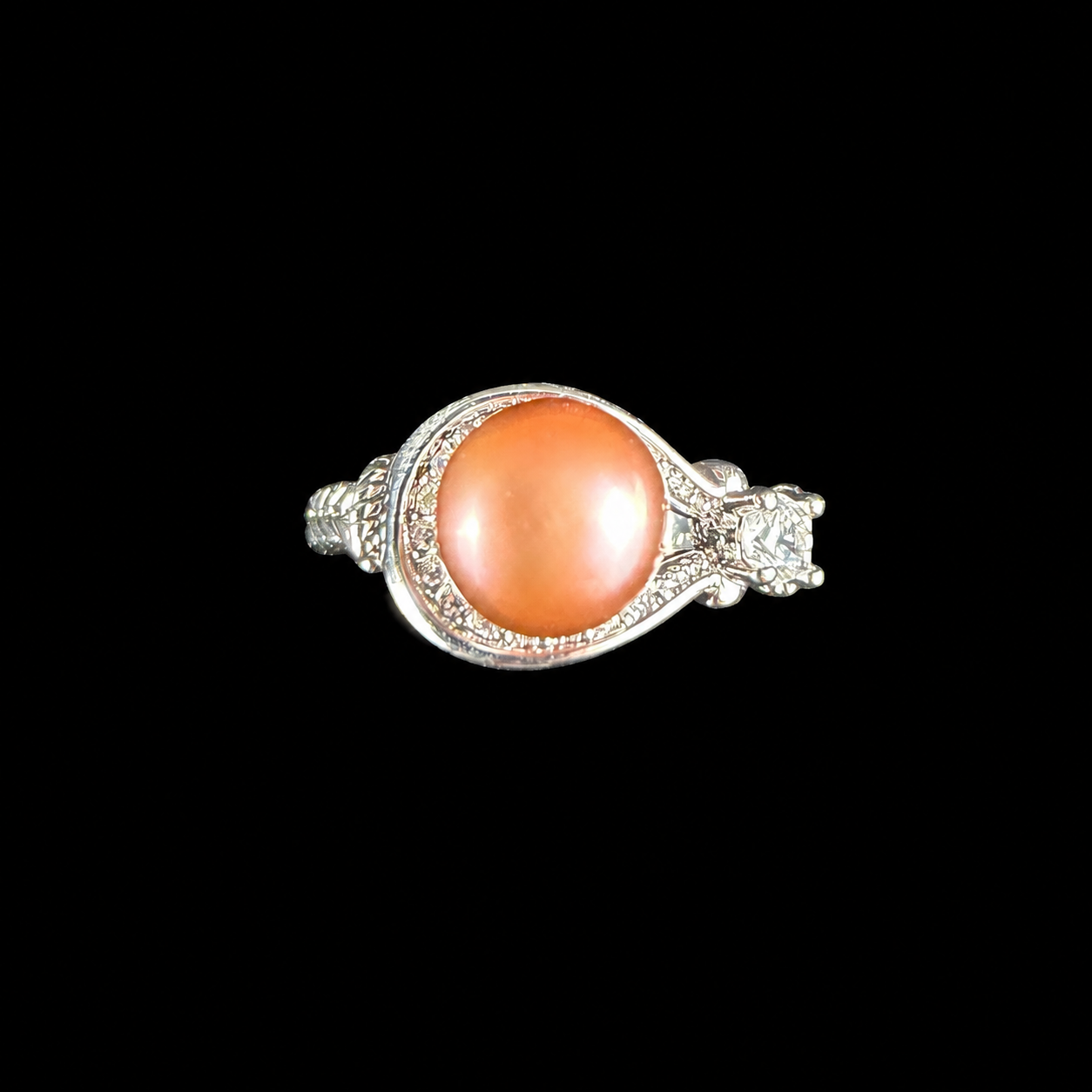 Teardrop Sparkly Pearl Ring
