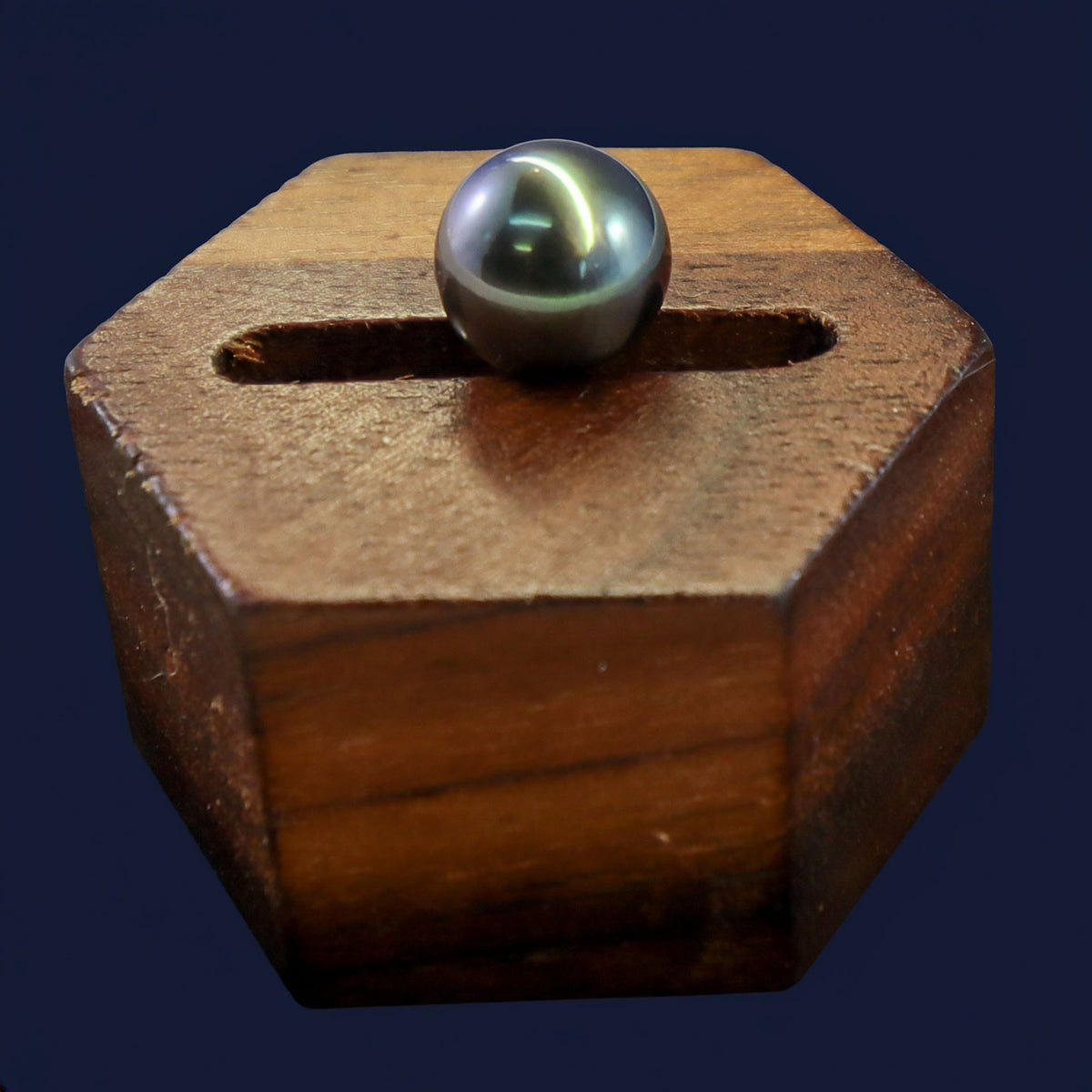 Emerald Glow Tahitian Pearl