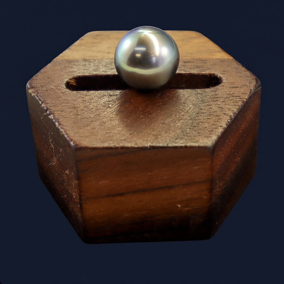 Rainbow Peacock Tahitian Pearl