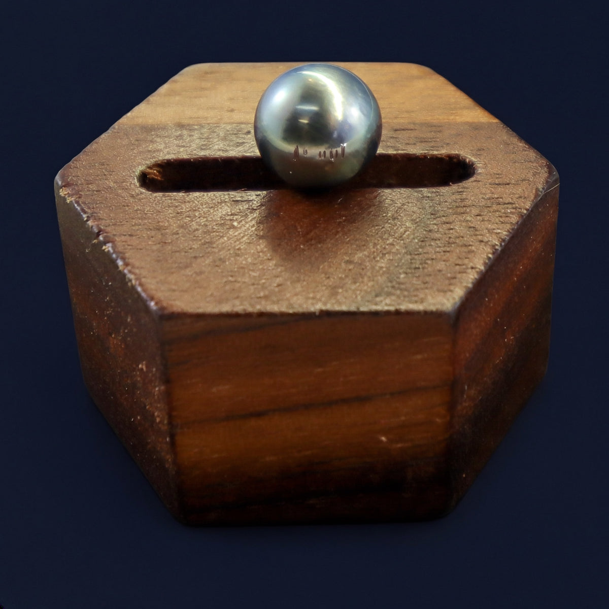 Green Glow Tahitian Pearl