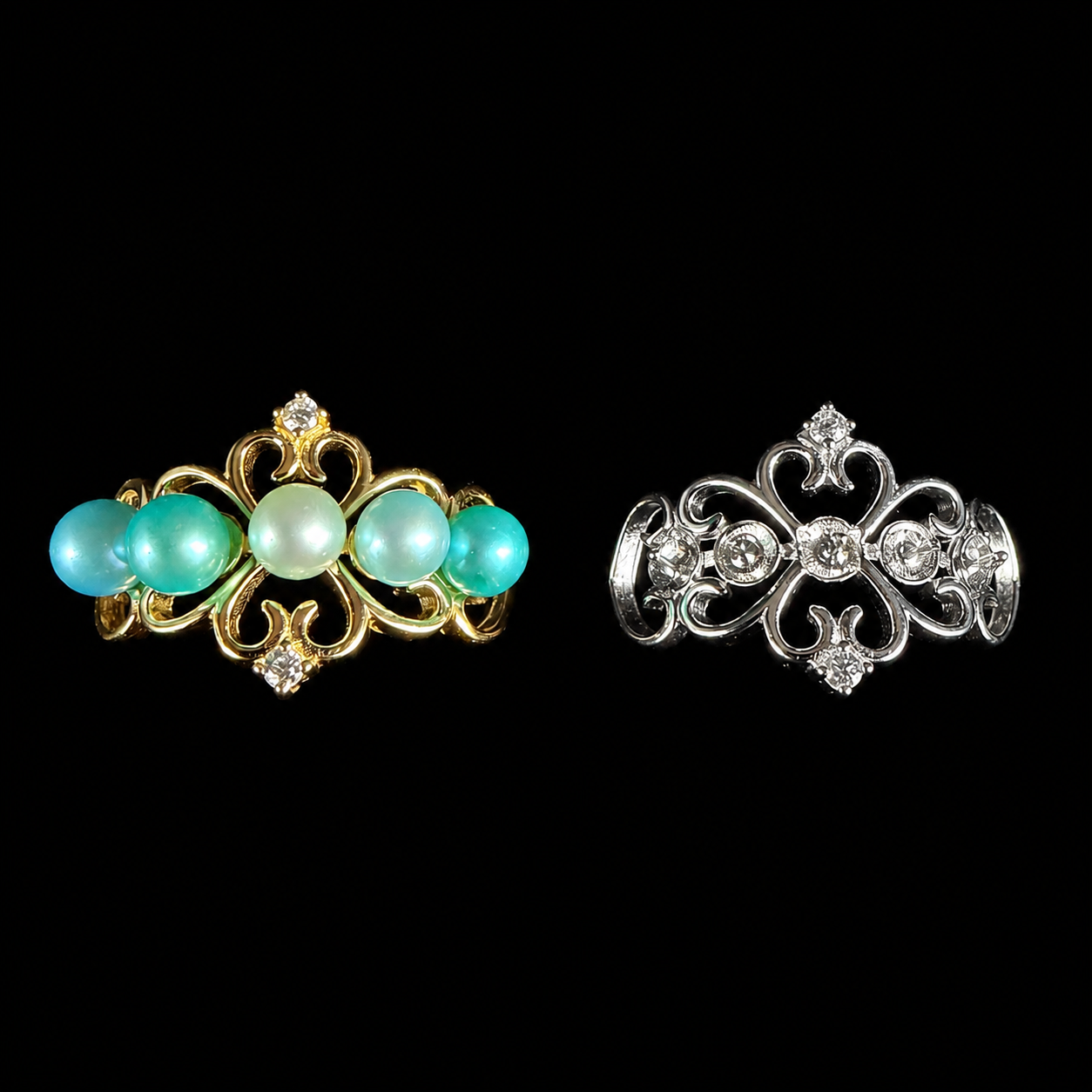 Luminous Mini Pearl Crown Ring