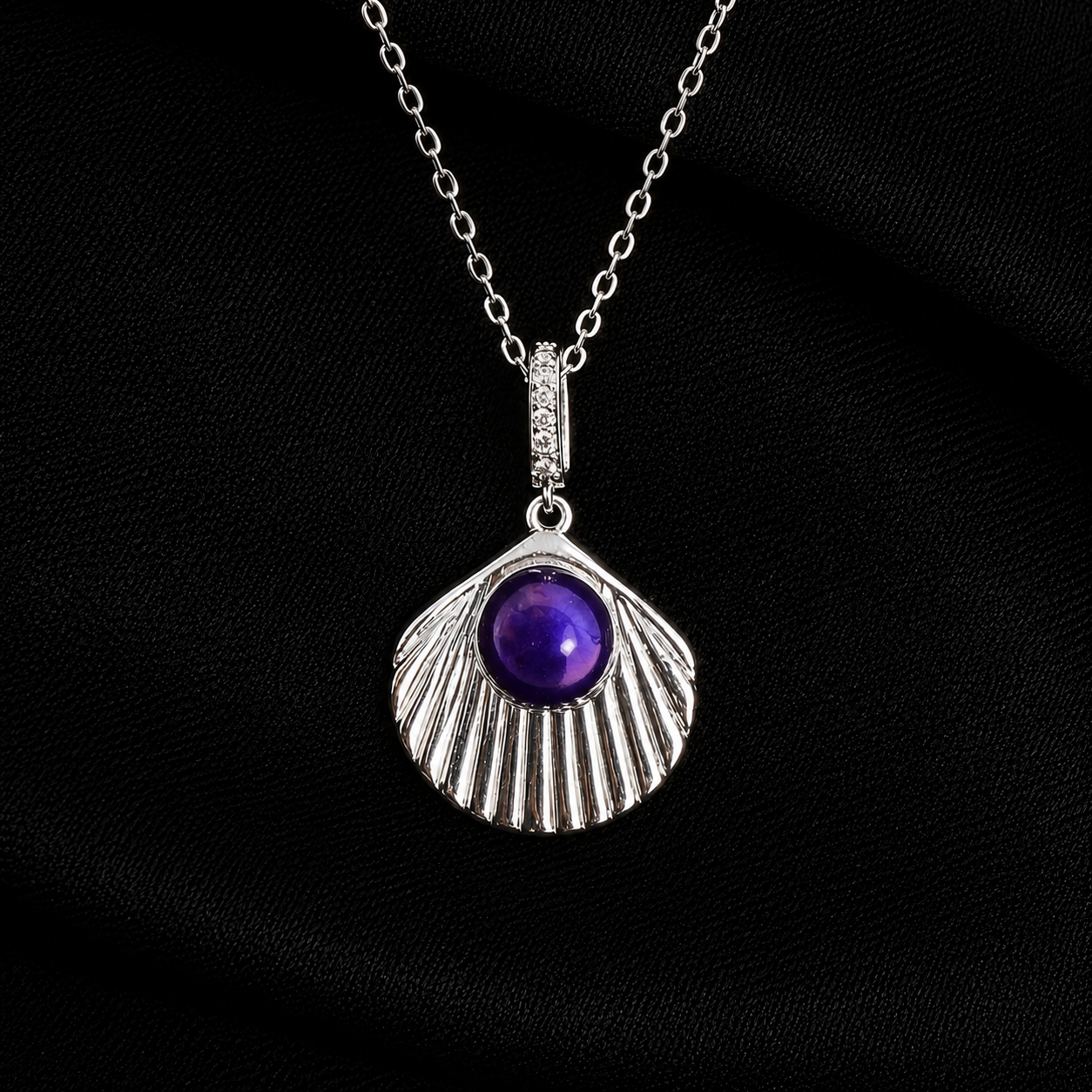 Shell Pearl Pendant