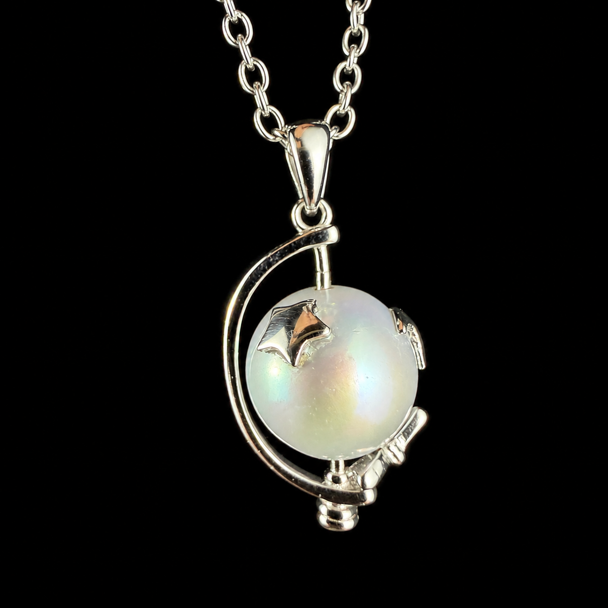 Globe w/ Moon & Star Drop Pendant