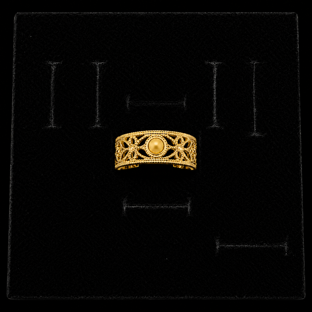 Gold Vintage Lace Pearl Ring