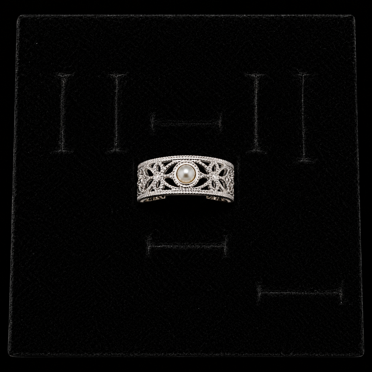 Silver Vintage Lace Pearl Ring