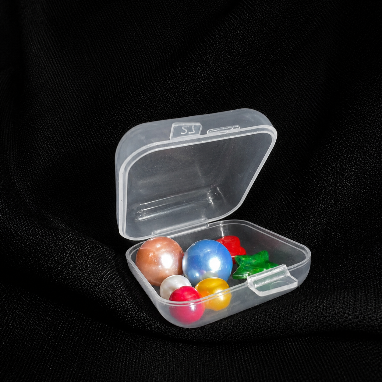 Plastic Container for Pearls