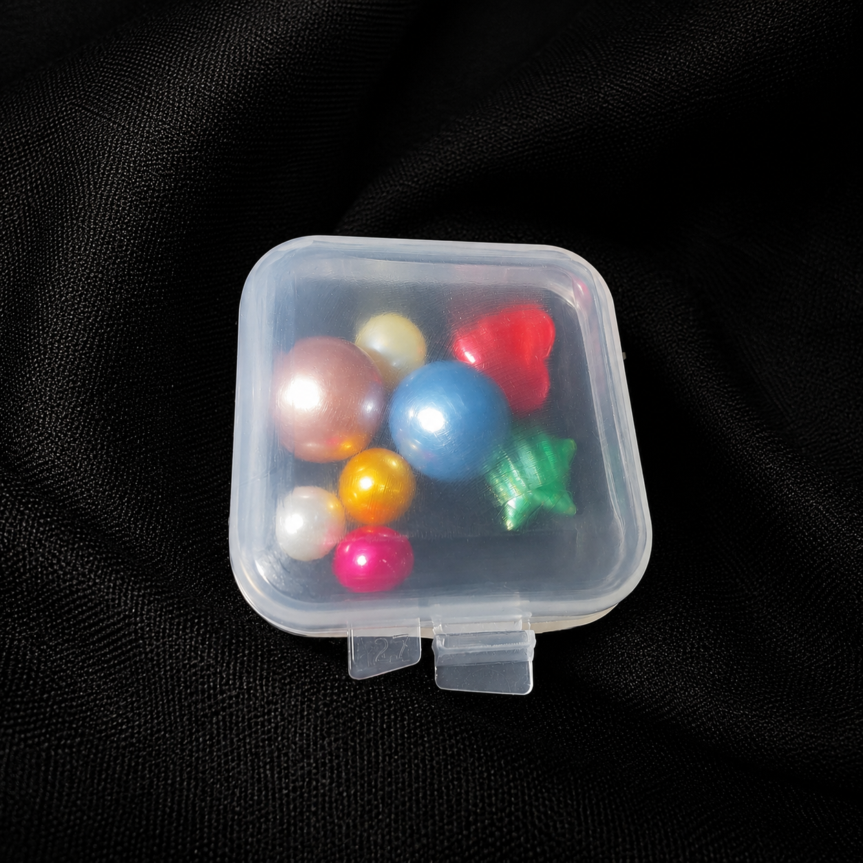 Plastic Container for Pearls