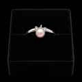 Simple Kitty Sparkle Pearl Drop Ring